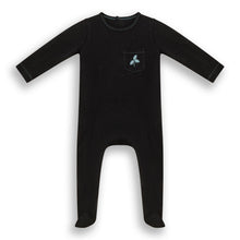 Load image into Gallery viewer, Embroidered Leaf Pocket Footie Black
